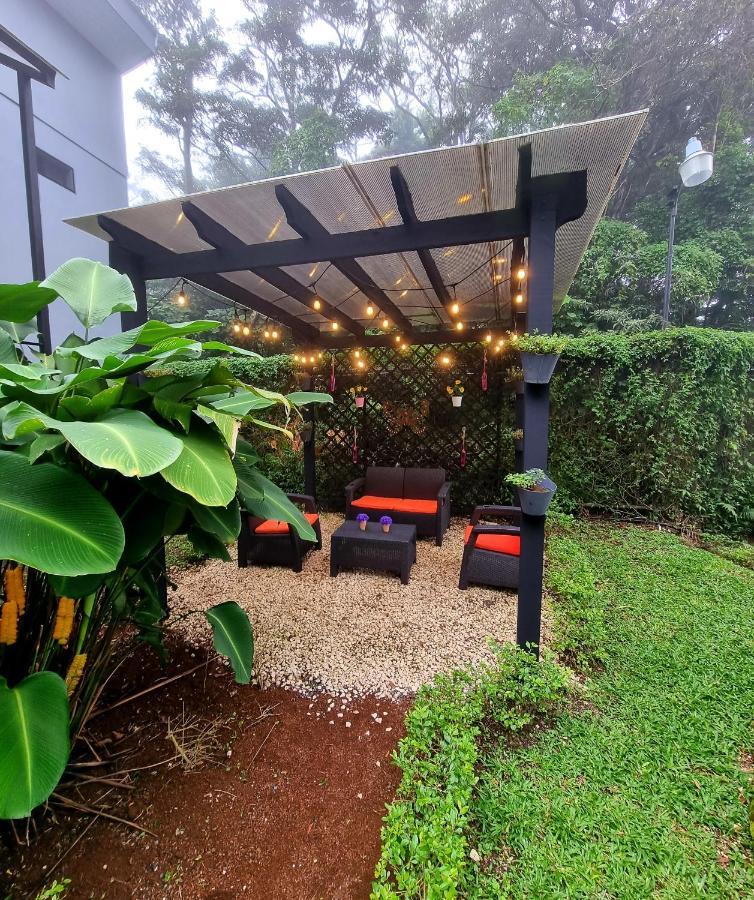 Calathea Lodge Monteverde Exterior photo